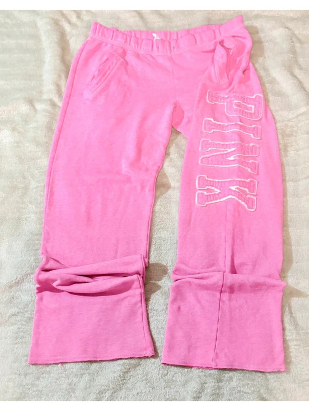 Victoria’s Secret Pink Vintage Y2K 2000’s 3D embroidered flare sweatpants